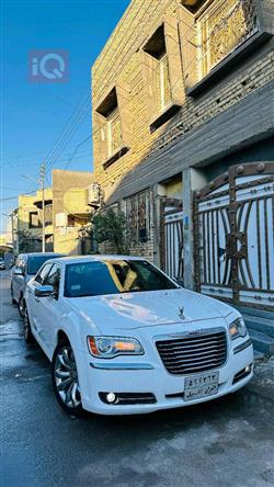 کرایسلەر 300